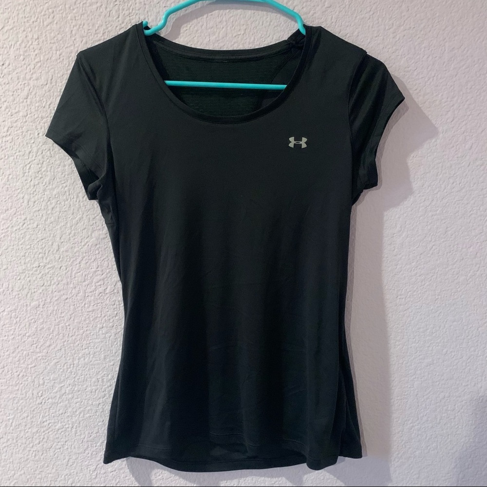 Under armor running top